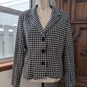 Dressbarn Black and White Houndstooth Blazer
